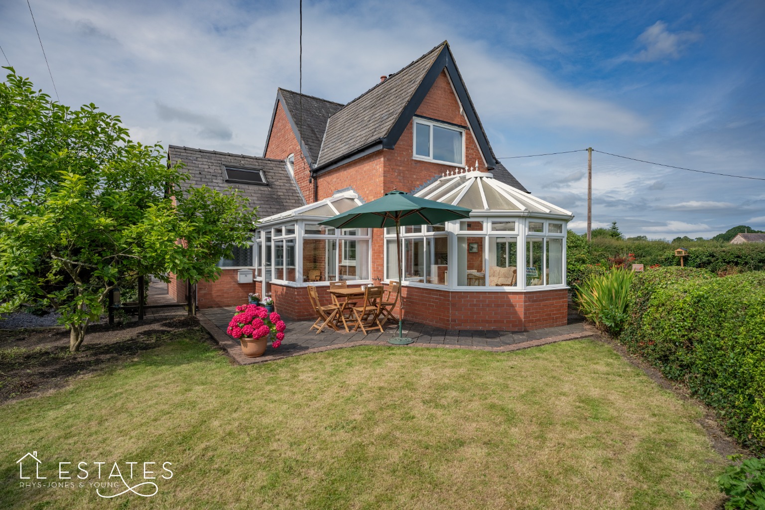 4 bed cottage for sale, Denbighshire  - Property Image 3