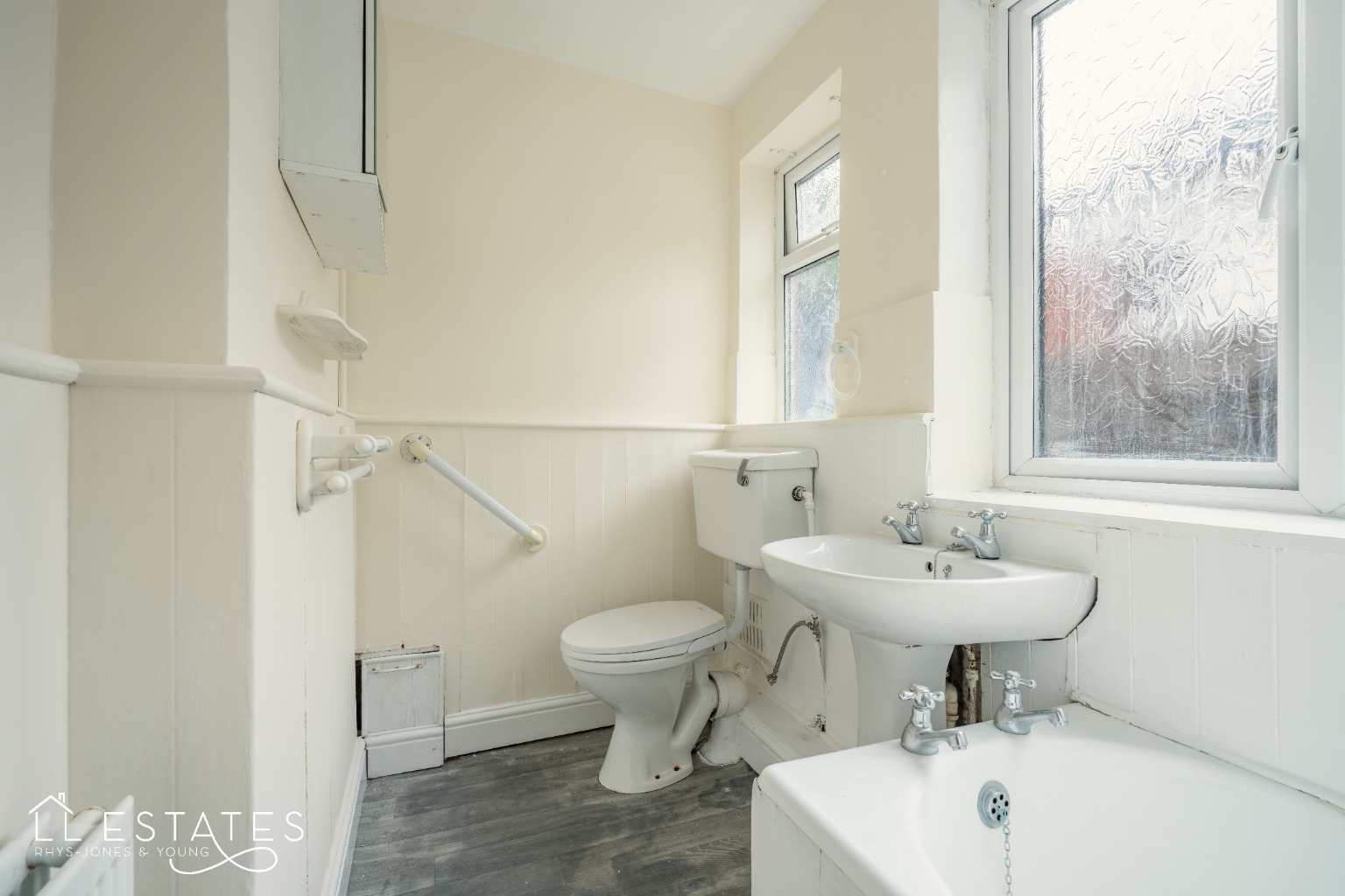 2 bed terraced house for sale in Brynfynnon Terrace, Denbigh  - Property Image 6