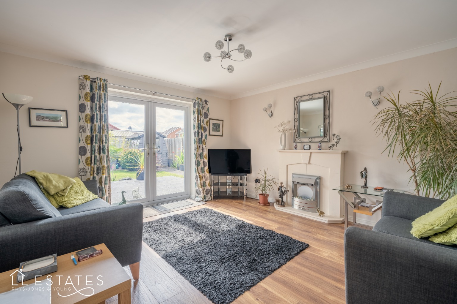 2 bed semi-detached house for sale in Llys Trahaearn, Rhyl  - Property Image 3