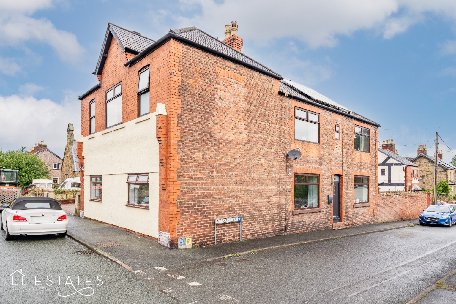 4 bed detached house for sale in Mornant Avenue, Holywell  - Property Image 1