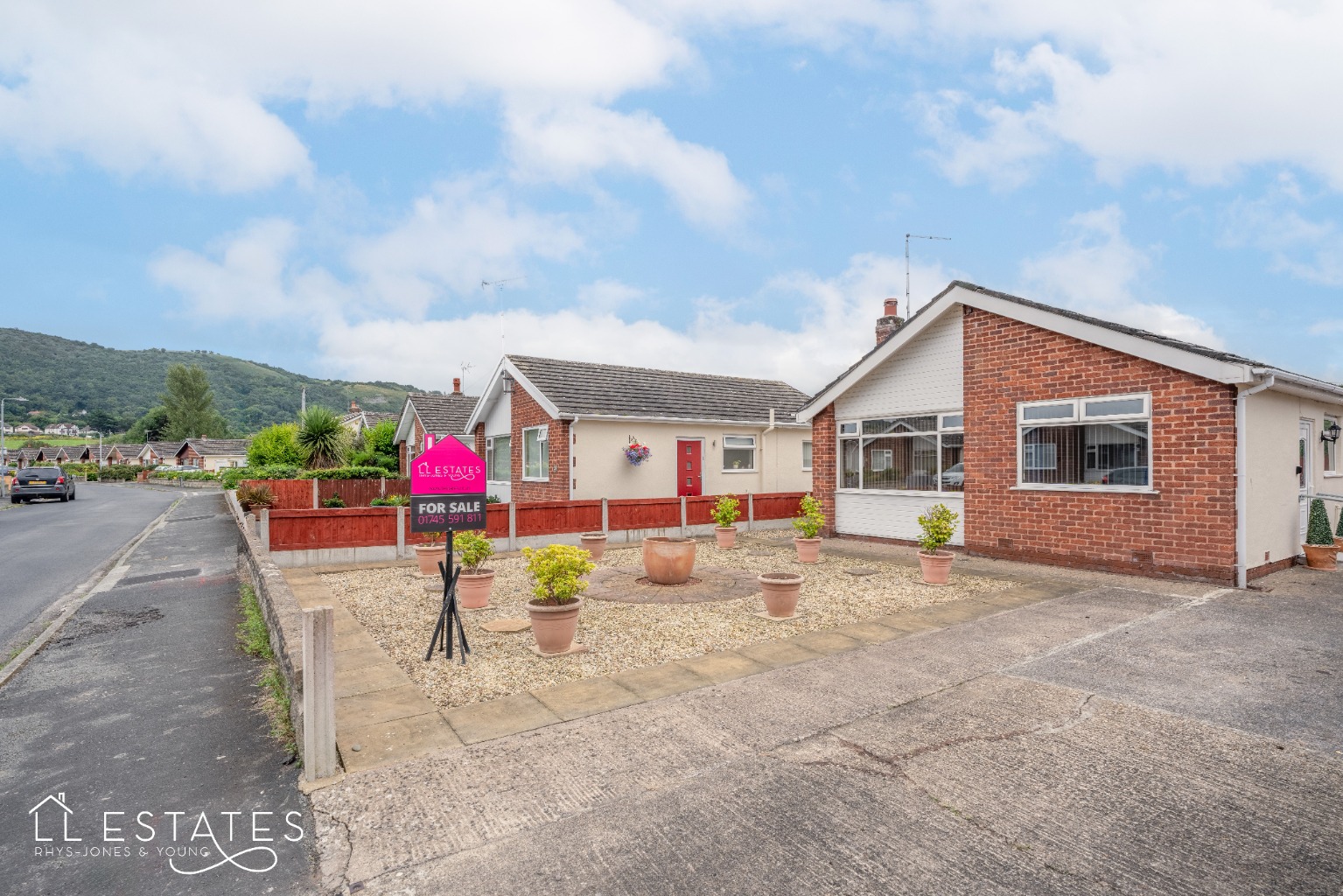 2 bed detached bungalow for sale in The Meadows, Prestatyn  - Property Image 1