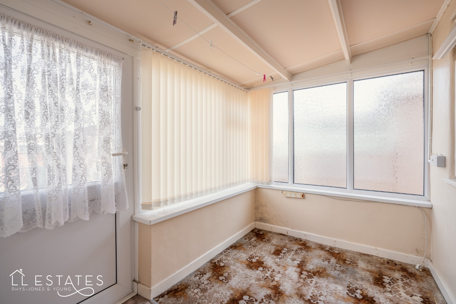 2 bed detached bungalow for sale in Garnett Drive, Prestatyn  - Property Image 8