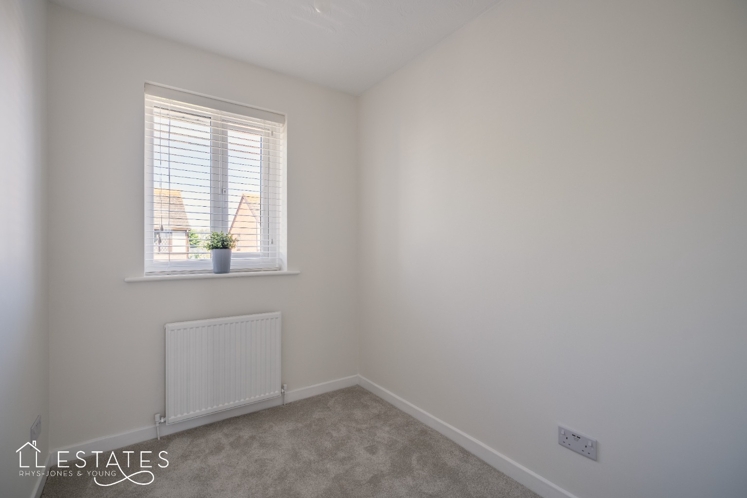 3 bed detached house for sale in Hyde Court, Rhyl  - Property Image 9