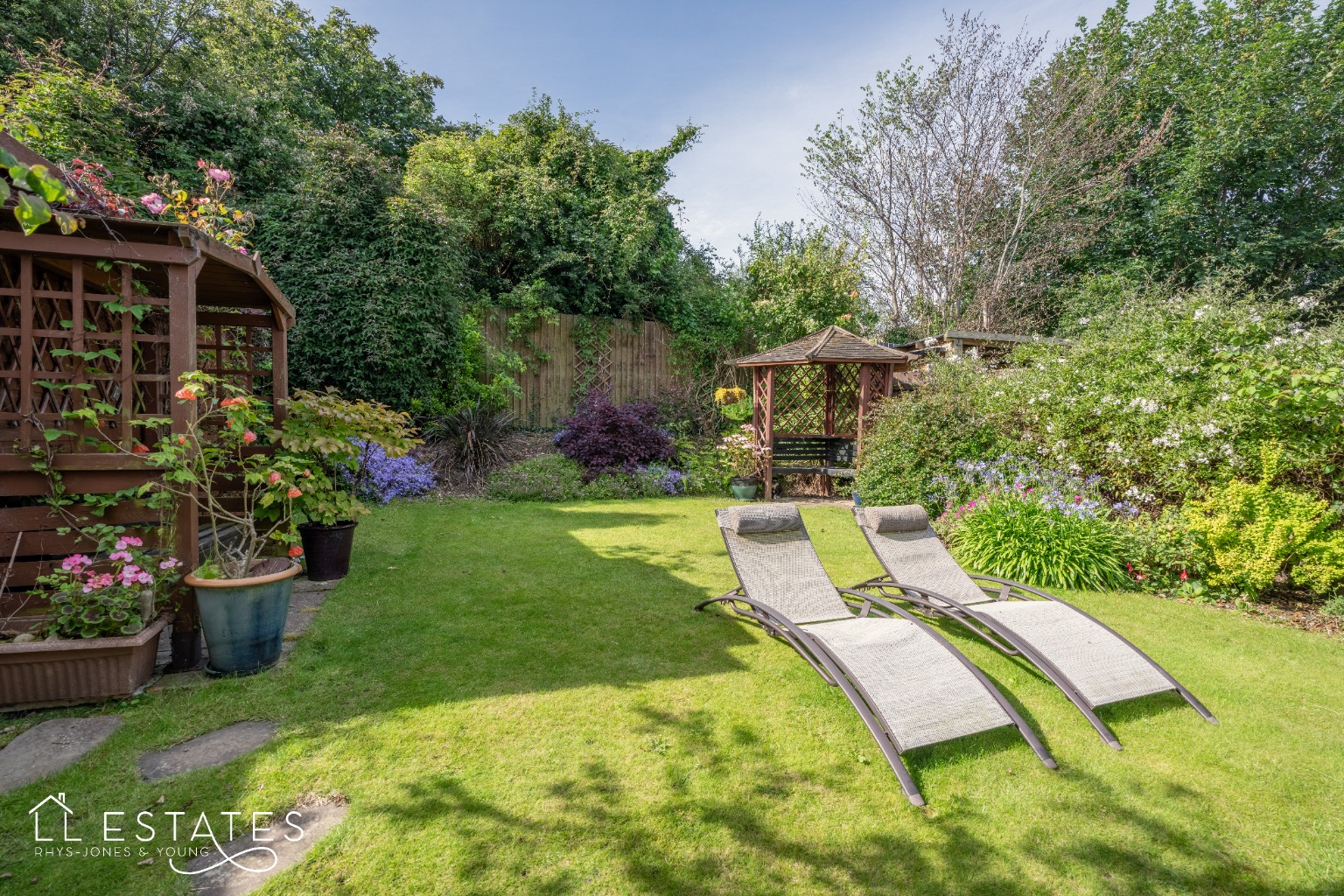 4 bed detached house for sale in Tanllwyfan, Colwyn Bay  - Property Image 2