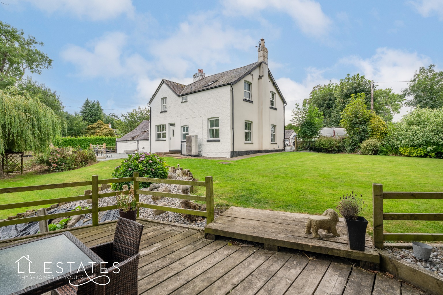 3 bed country house for sale in Lower Denbigh Road, St. Asaph  - Property Image 2