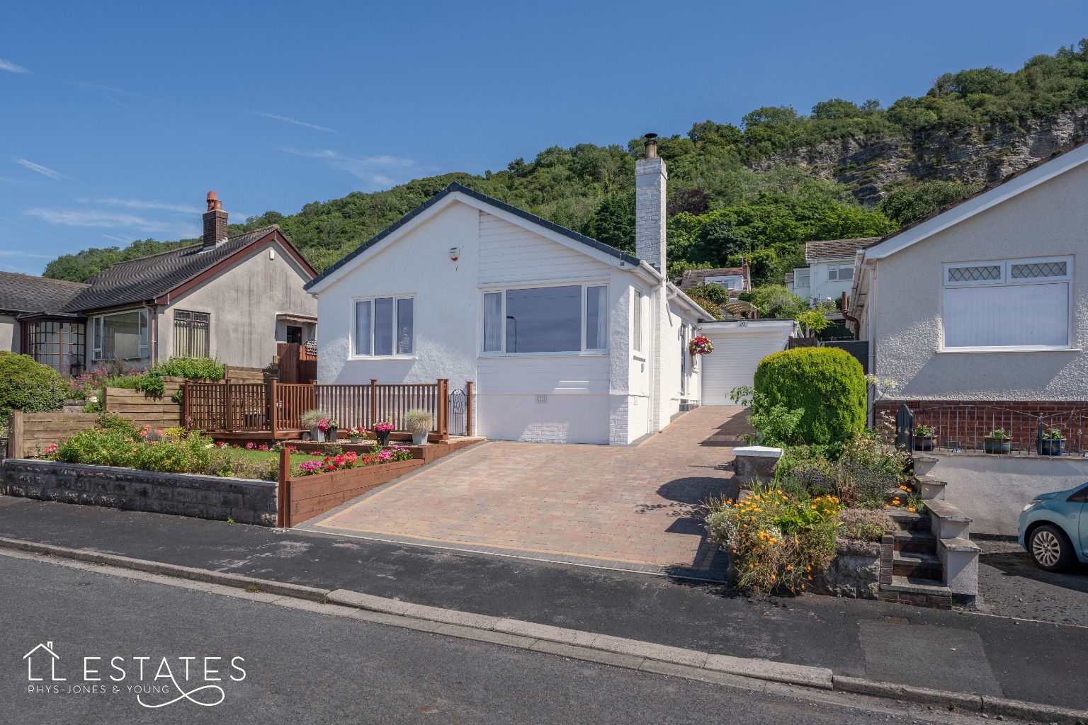 2 bed detached bungalow for sale in Clayton Drive, Prestatyn  - Property Image 1