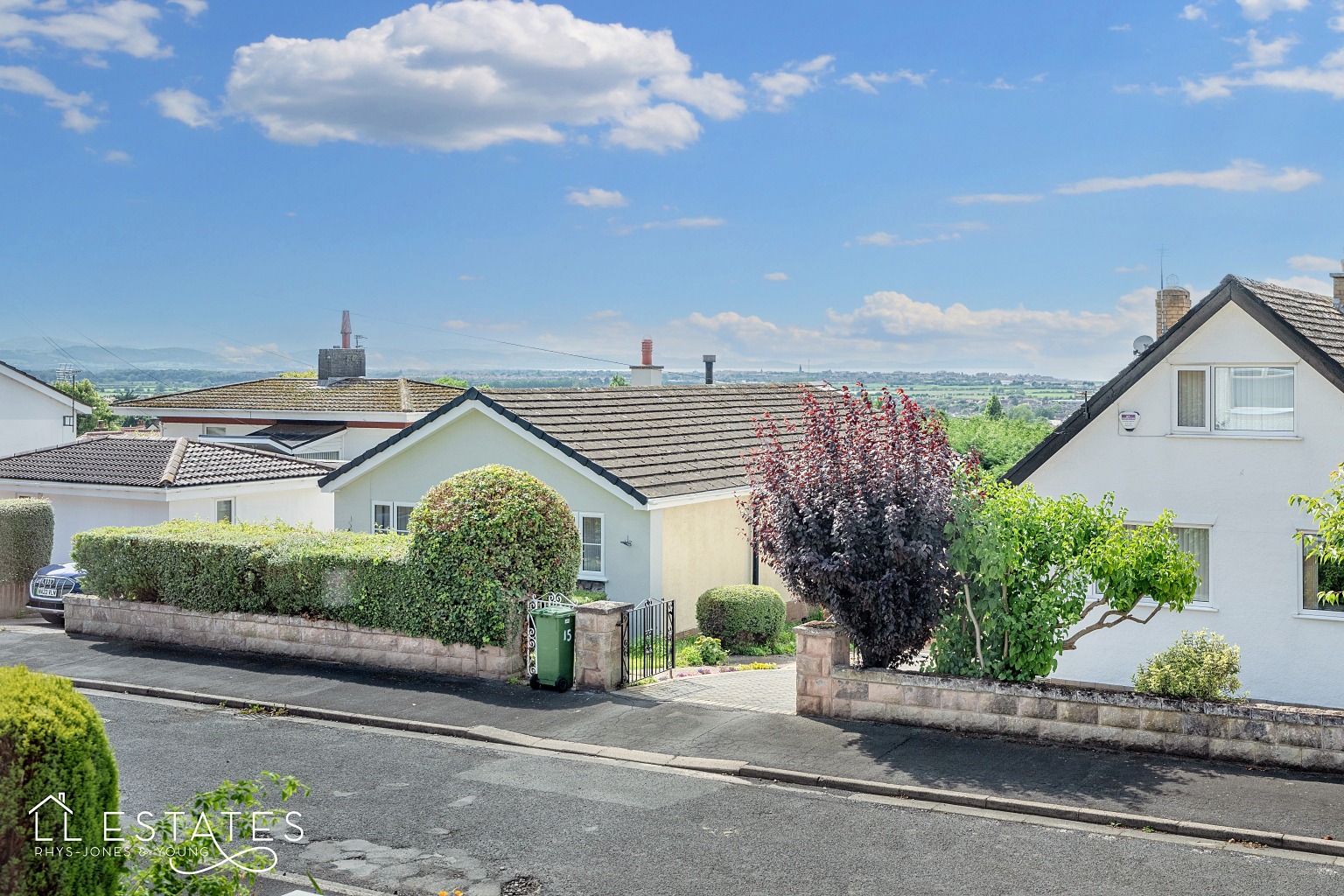 2 bed detached bungalow for sale in Clayton Drive, Prestatyn  - Property Image 3