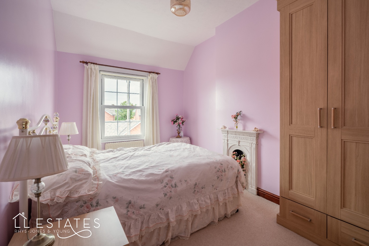 3 bed detached house for sale, Denbighshire  - Property Image 9