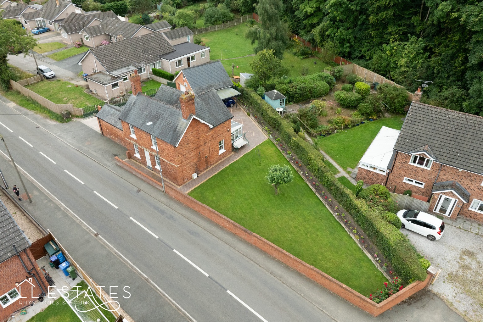 3 bed detached house for sale, Denbighshire  - Property Image 15