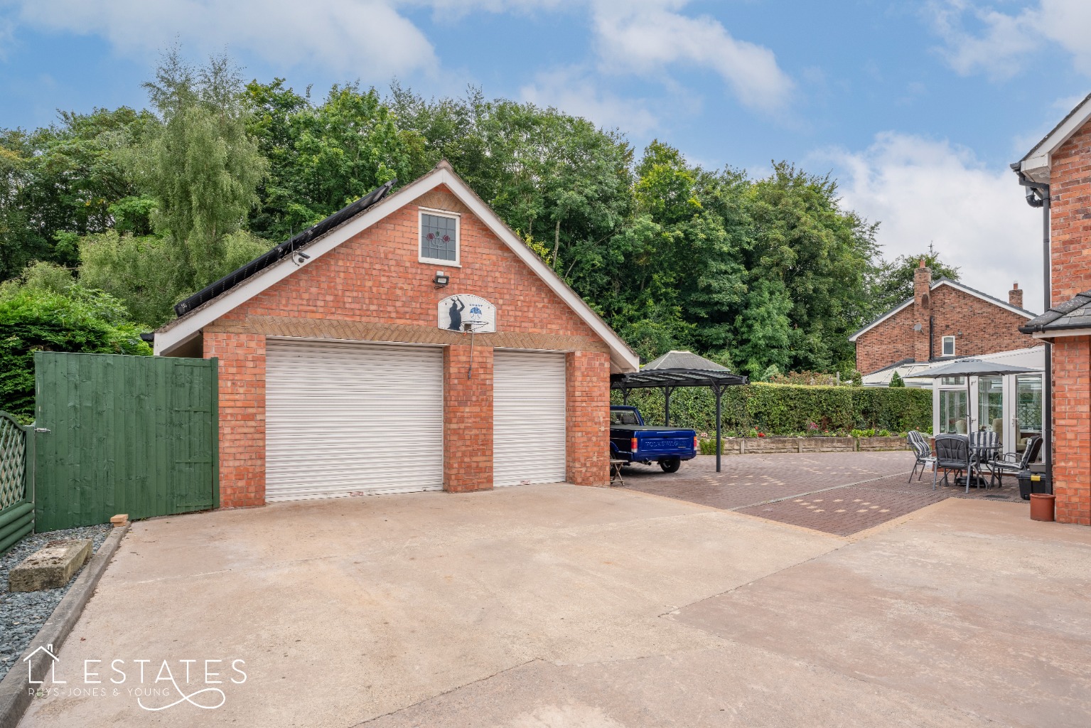 3 bed detached house for sale, Denbighshire  - Property Image 11