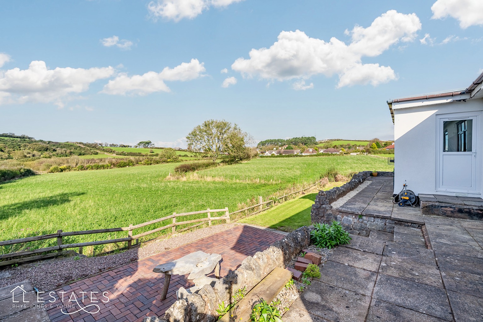 3 bed detached bungalow for sale, Flintshire  - Property Image 16