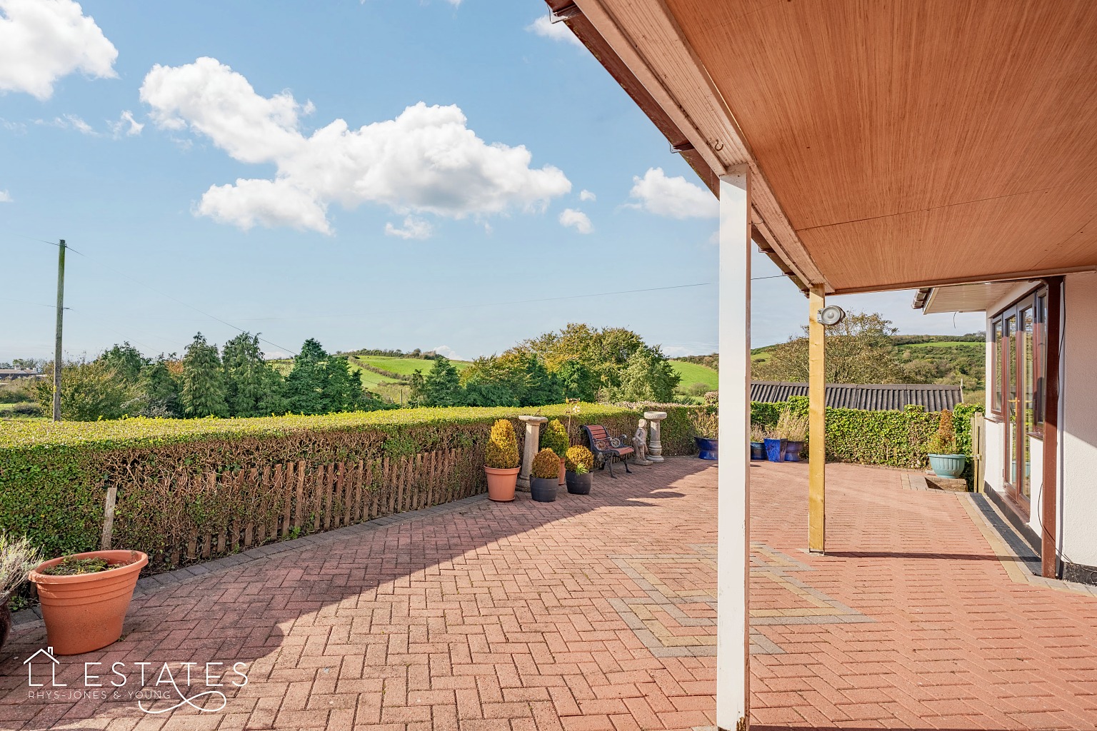 3 bed detached bungalow for sale, Flintshire  - Property Image 15