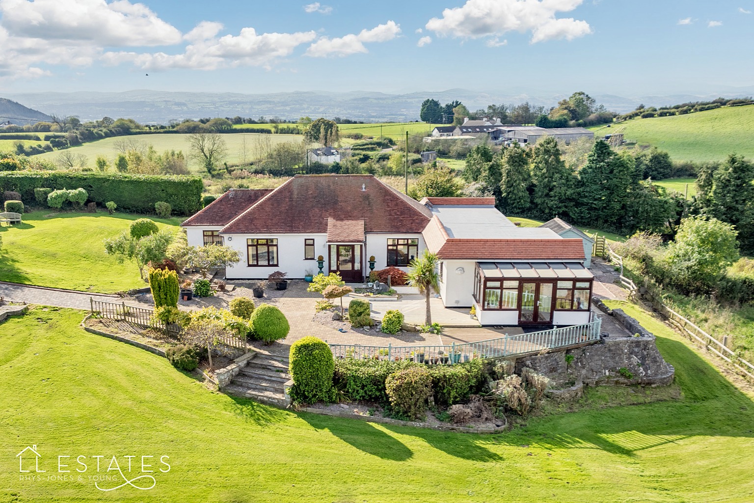 3 bed detached bungalow for sale, Flintshire  - Property Image 1