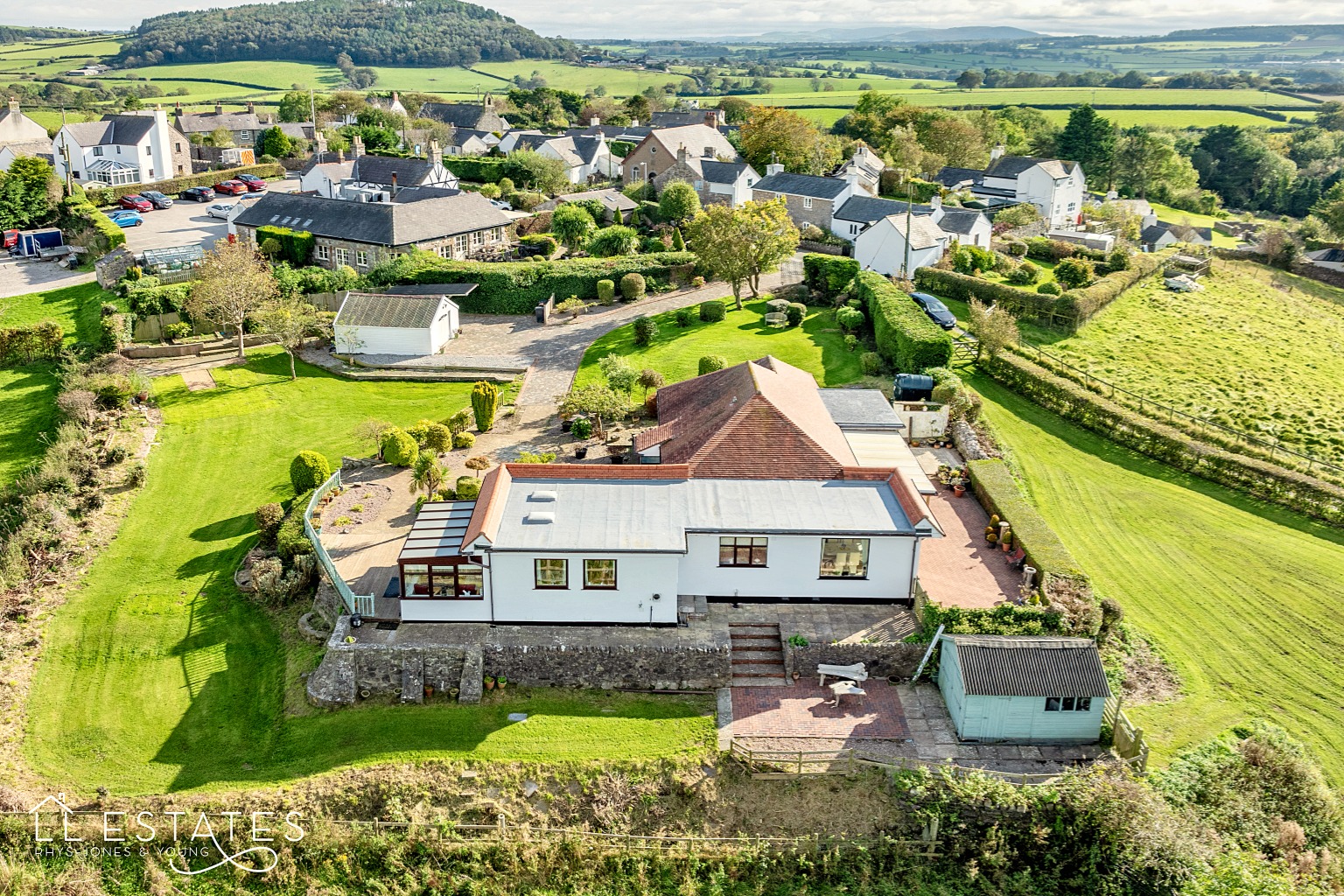 3 bed detached bungalow for sale, Flintshire  - Property Image 20