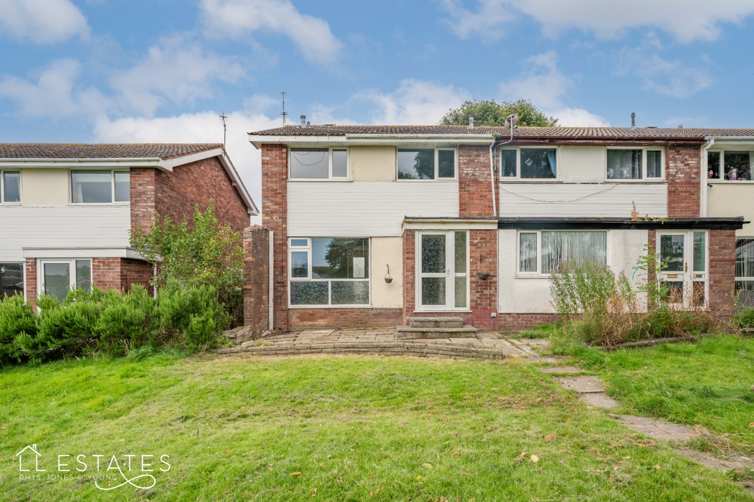 3 bed end of terrace house for sale in Bryn Court  - Property Image 10