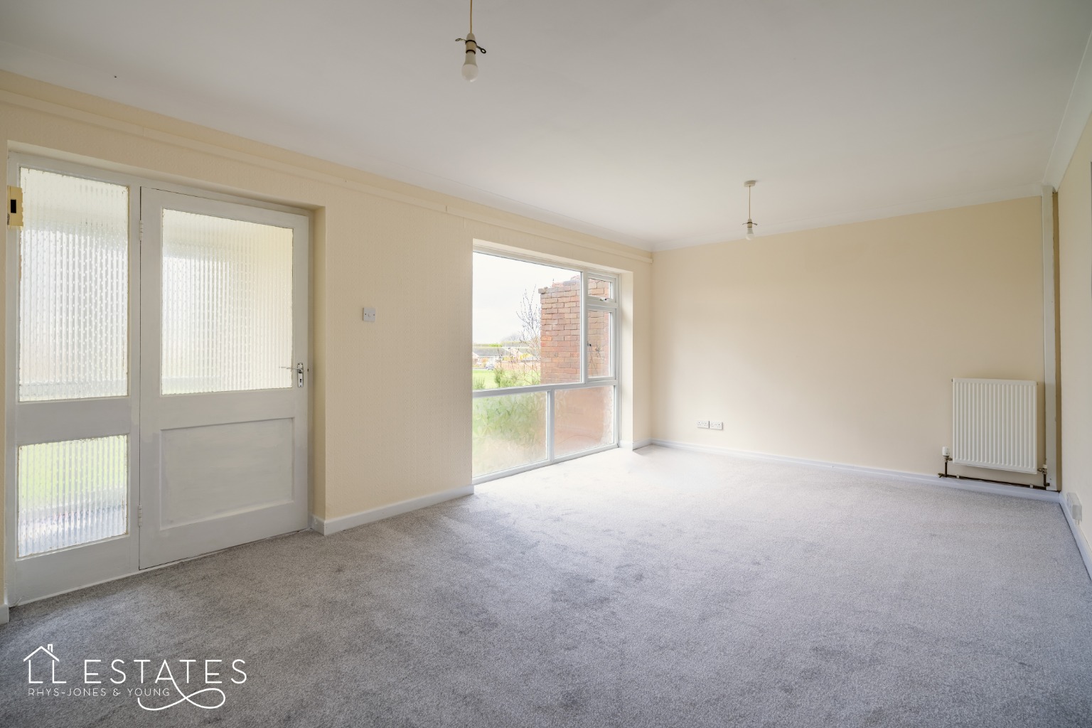 3 bed end of terrace house for sale in Bryn Court, Prestatyn  - Property Image 5