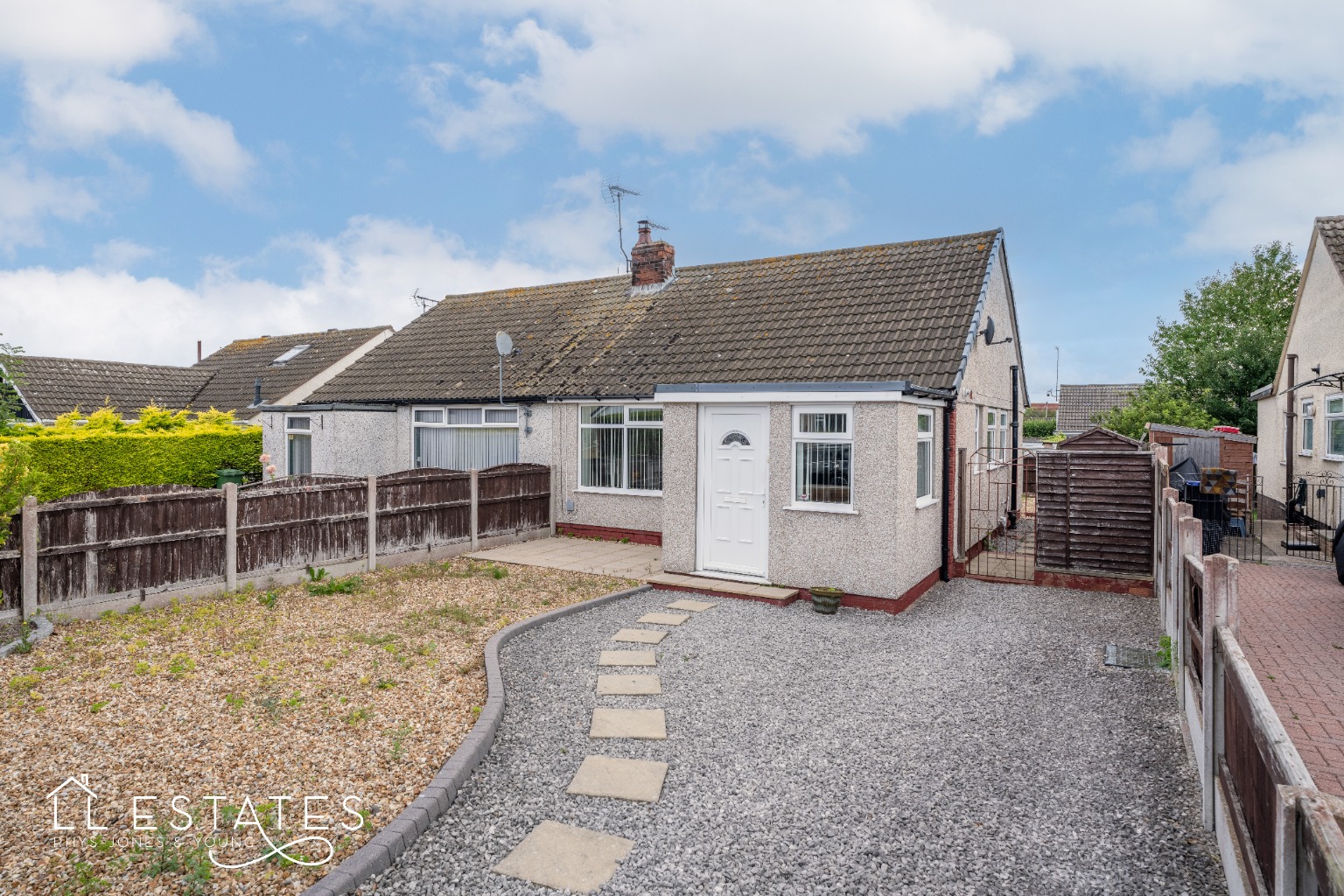 2 bed semi-detached bungalow for sale in Salisbury Drive, Prestatyn  - Property Image 1