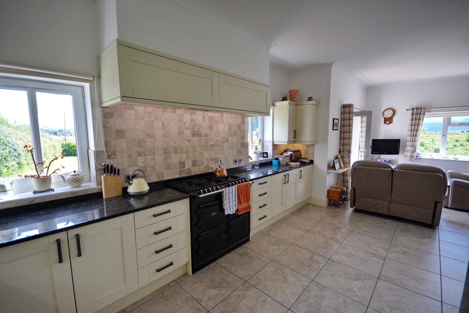 5 bed detached bungalow for sale in Tafarn Y Fedw, Llanrwst  - Property Image 10