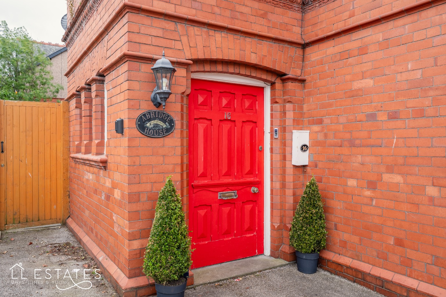 6 bed detached house for sale in Gronant Road, Prestatyn  - Property Image 2