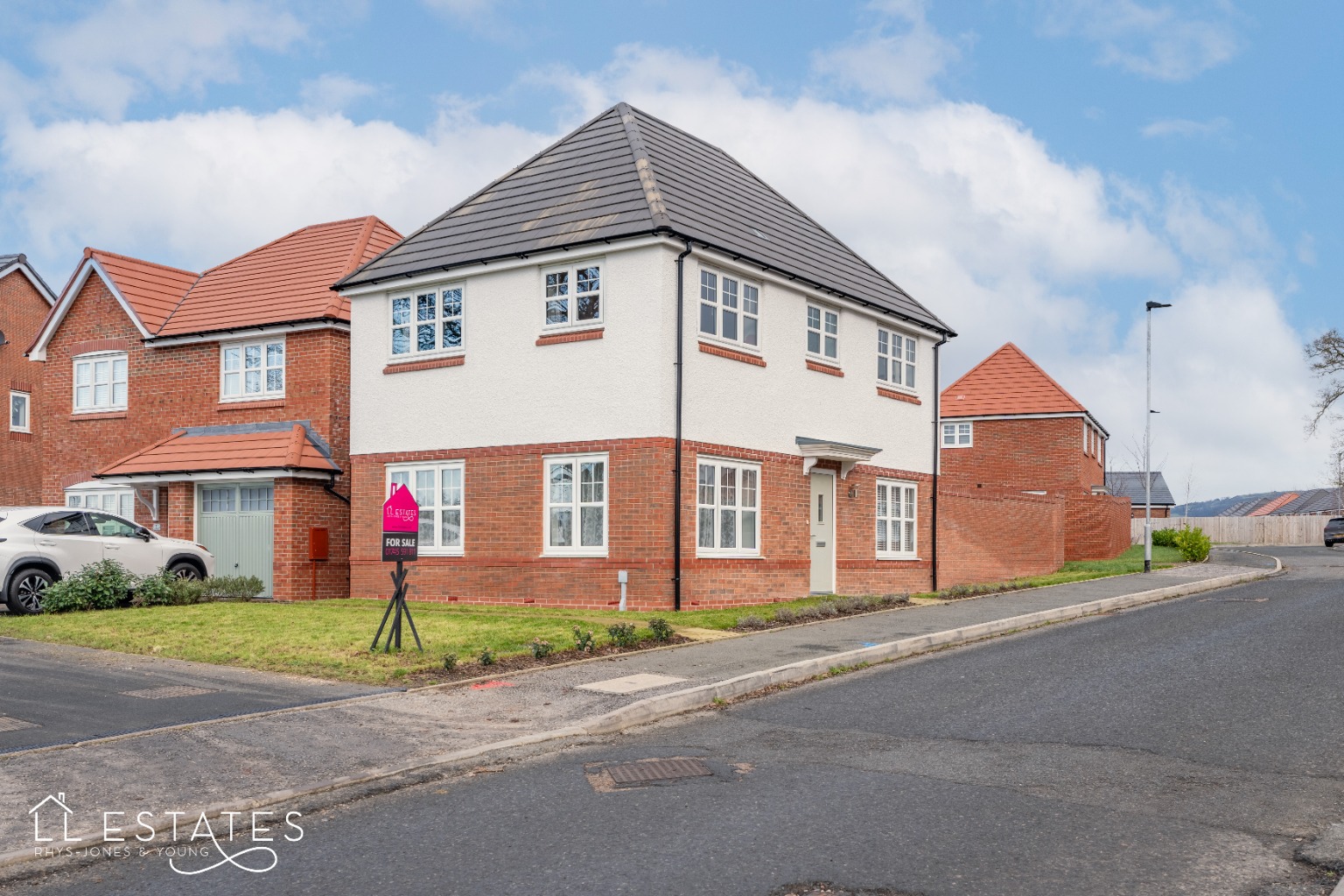 3 bed detached house for sale, St. Asaph  - Property Image 1