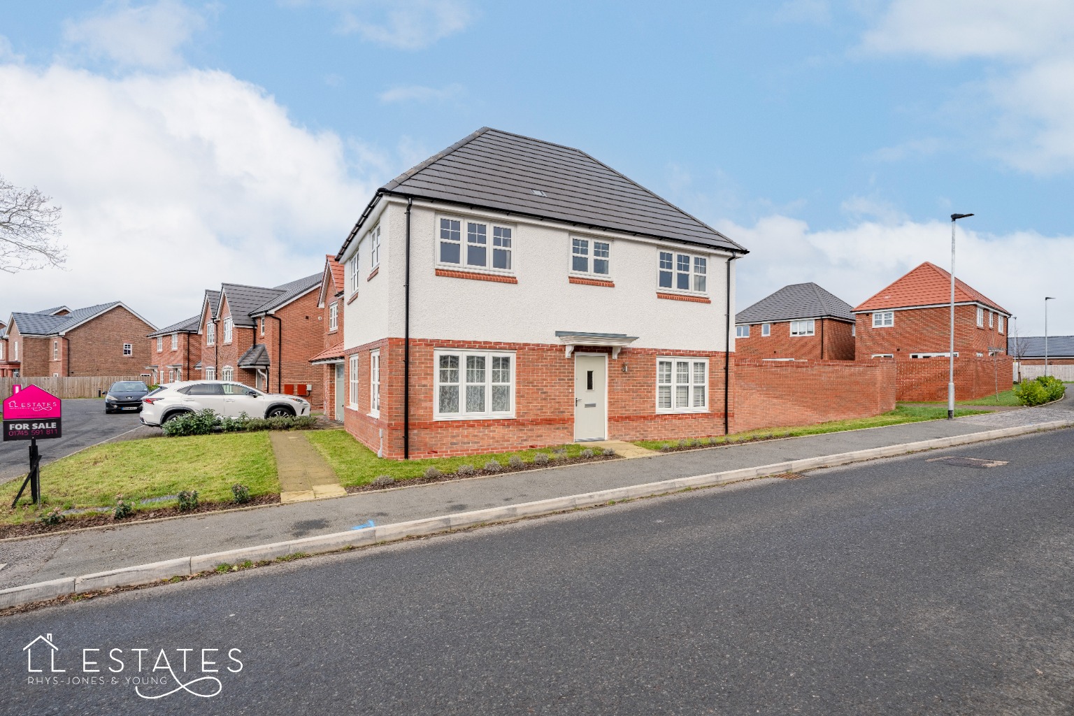 3 bed detached house for sale, St. Asaph  - Property Image 3