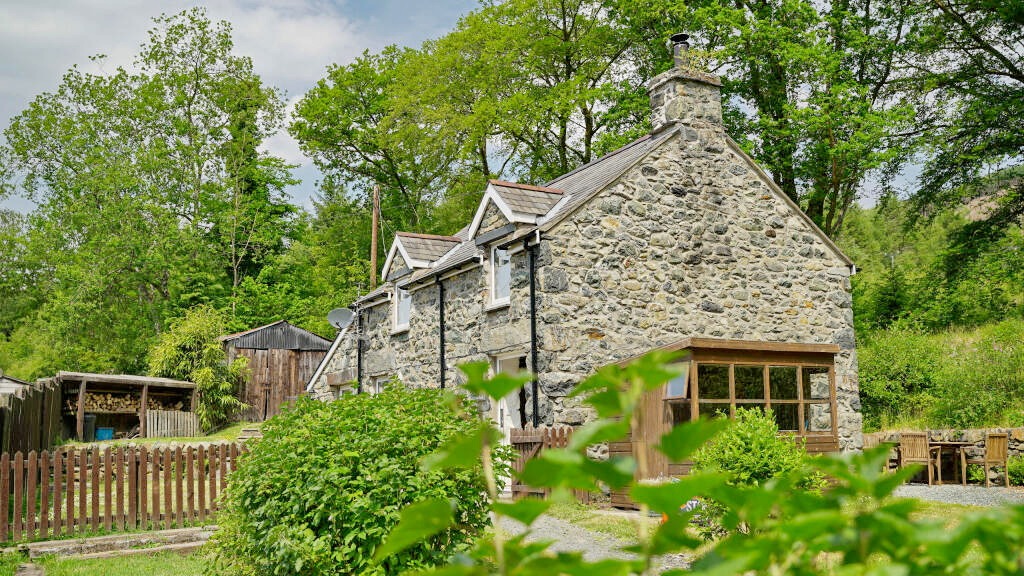 3 bed cottage for sale, Dolgellau  - Property Image 18