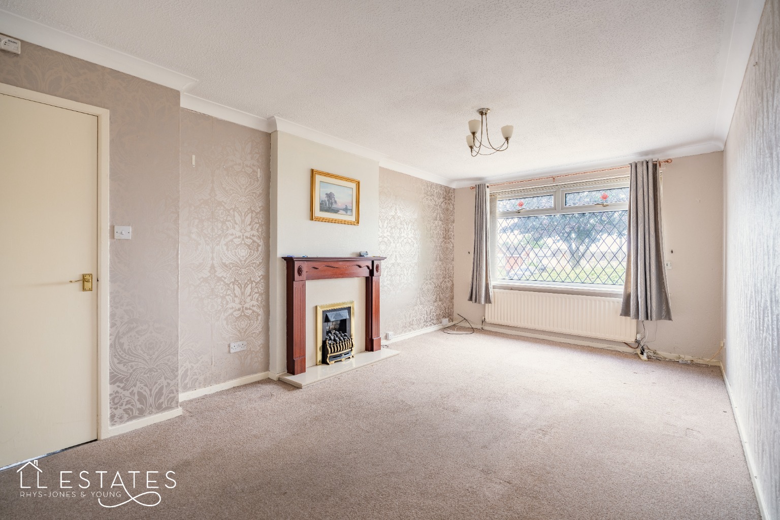 2 bed bungalow for sale in Cedar Avenue, Rhyl  - Property Image 2