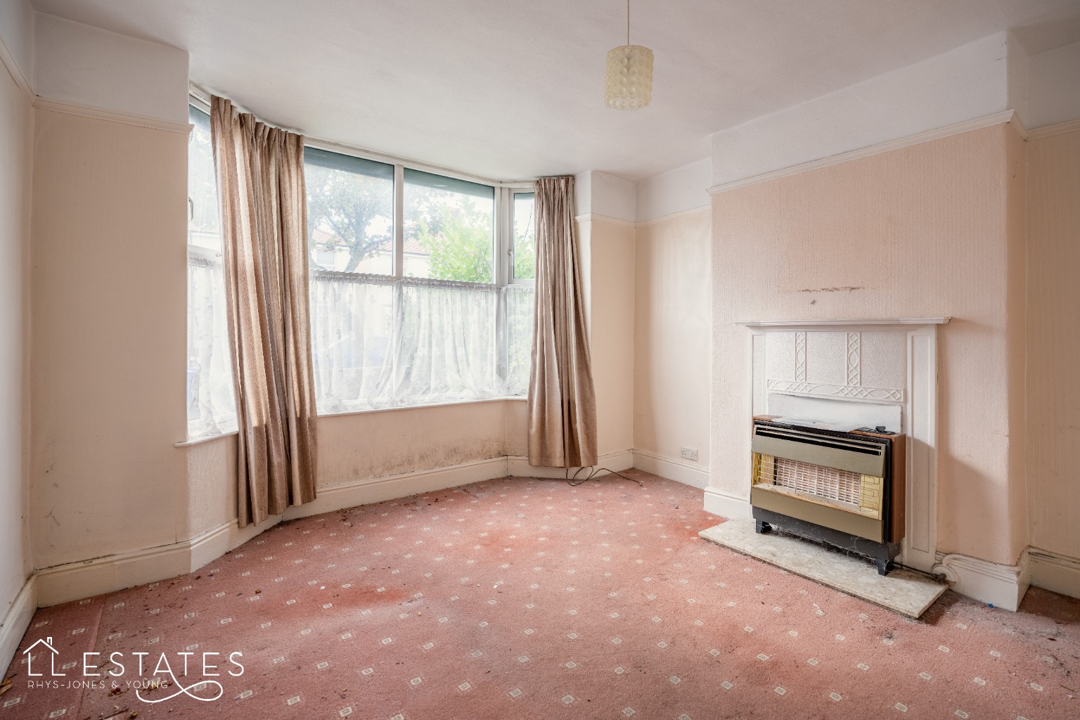 3 bed semi-detached house for sale in Ellis Avenue, Rhyl  - Property Image 2