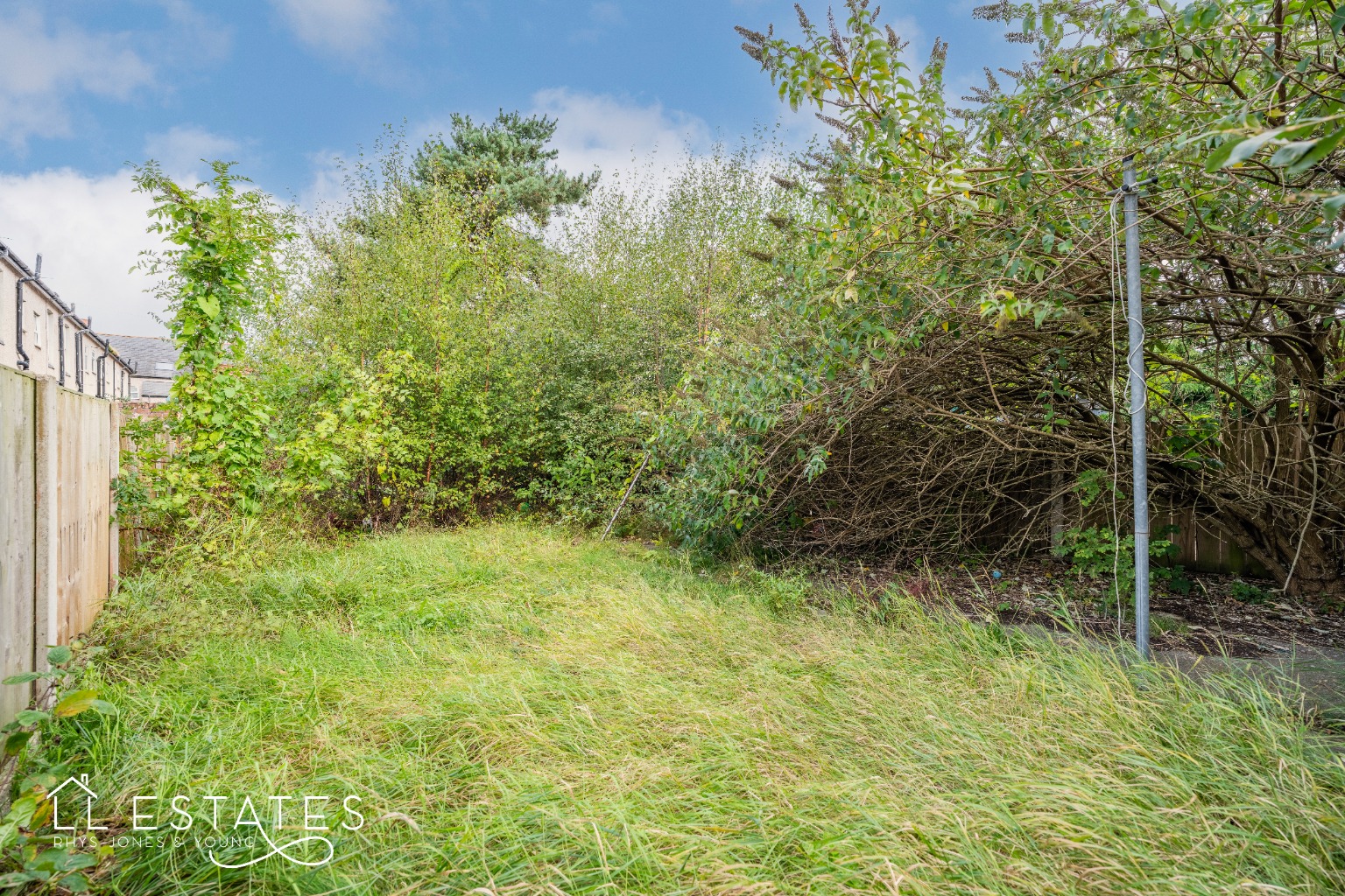 3 bed semi-detached house for sale in Ellis Avenue, Rhyl  - Property Image 7