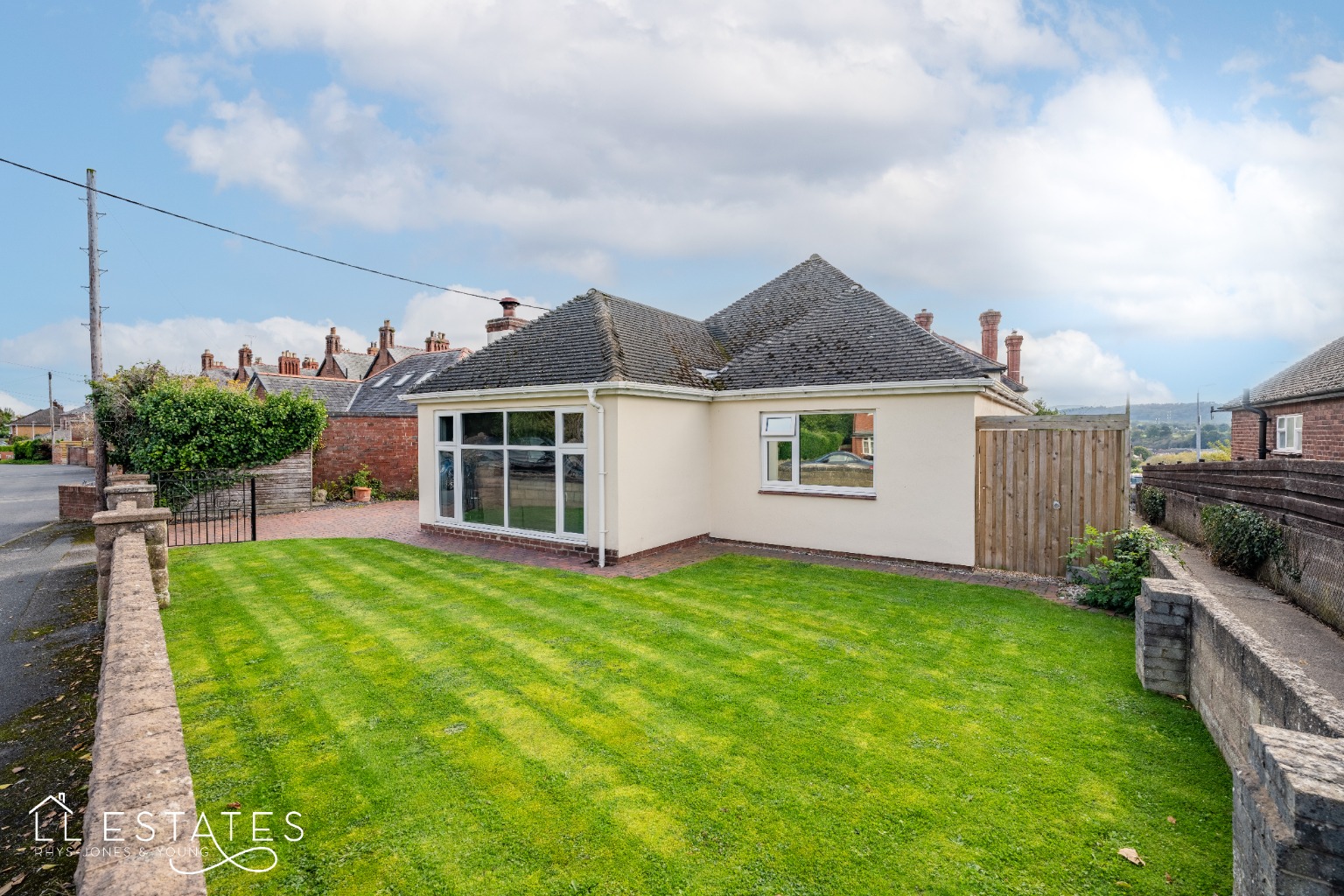 3 bed detached bungalow for sale, Denbighshire  - Property Image 1