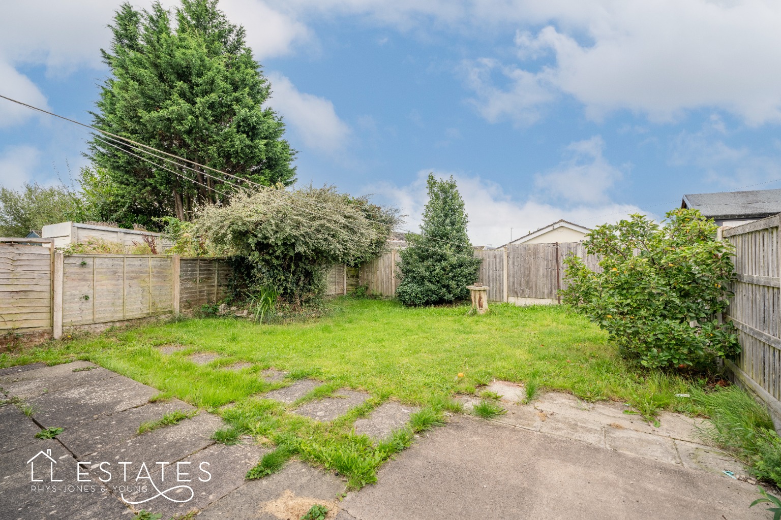 2 bed semi-detached bungalow to rent in Vicarage Lane, Rhyl  - Property Image 8