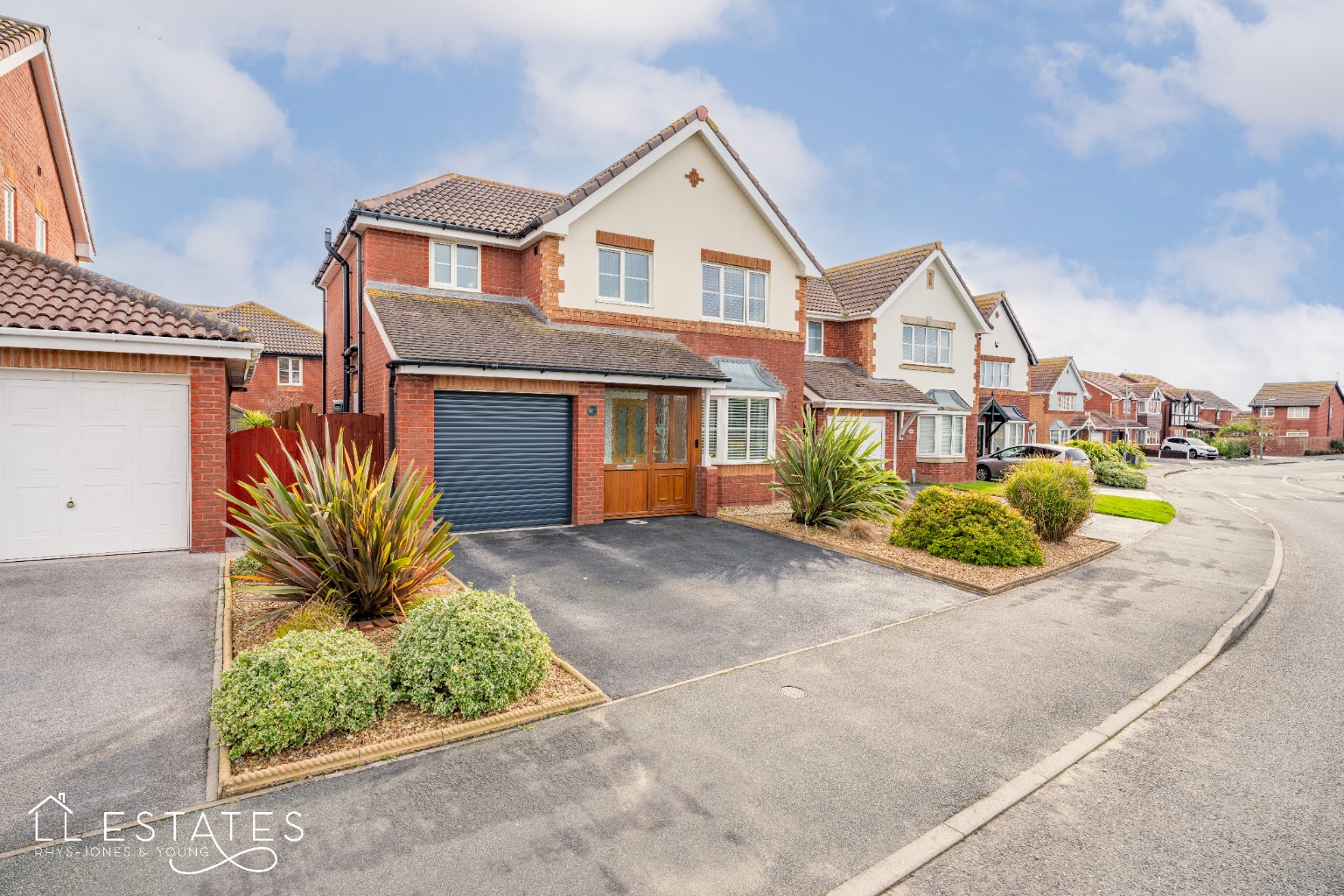 4 bed detached house for sale in Ffordd Idwal, Prestatyn  - Property Image 1