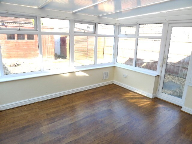 2 bed detached bungalow for sale in Michaels Road, Rhyl  - Property Image 8