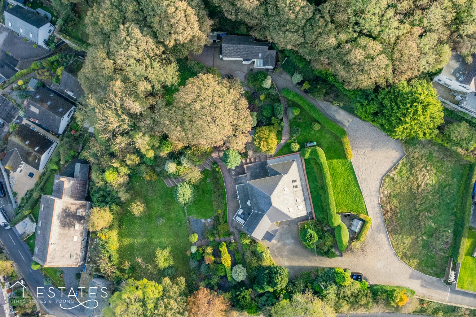 3 bed detached house for sale, Denbighshire  - Property Image 2