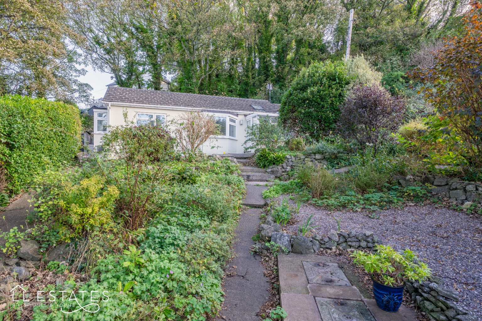 1 bed detached bungalow for sale in Island Lane, Denbighshire  - Property Image 2