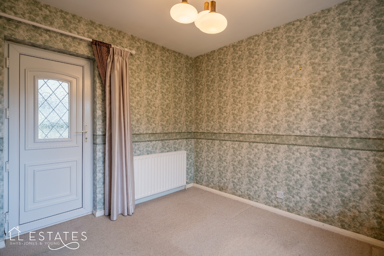 2 bed bungalow for sale in Graham Avenue, Prestatyn  - Property Image 9