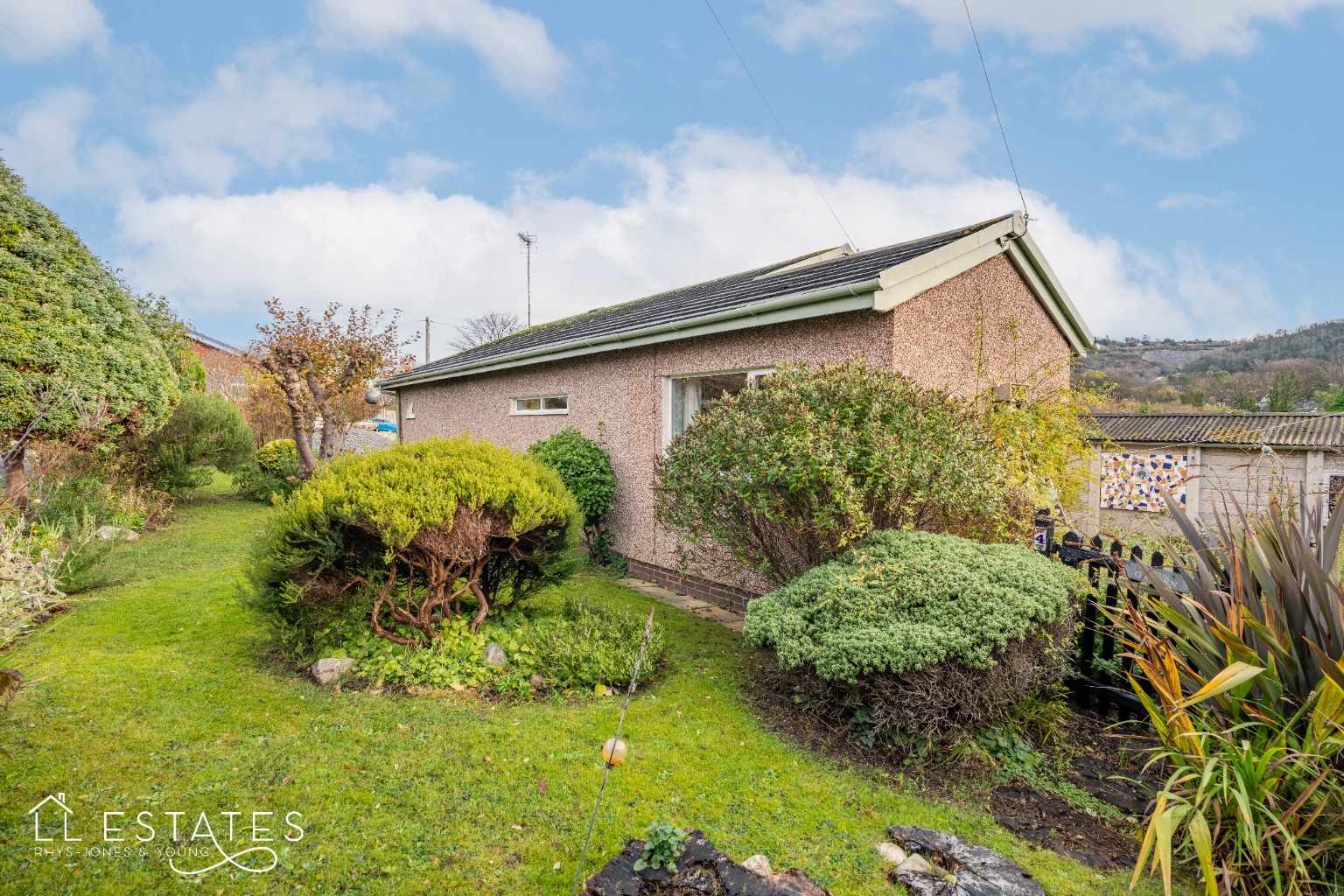 2 bed bungalow for sale in Graham Avenue, Prestatyn  - Property Image 12