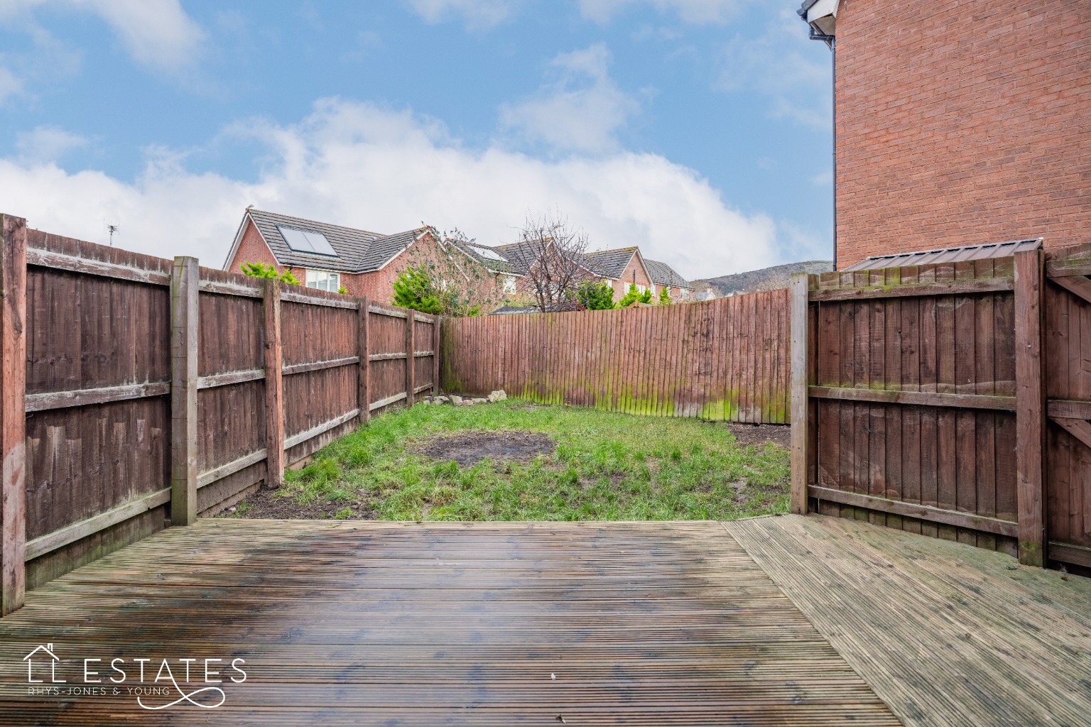 3 bed semi-detached house for sale in Clos St Ffrancis, Prestatyn  - Property Image 12