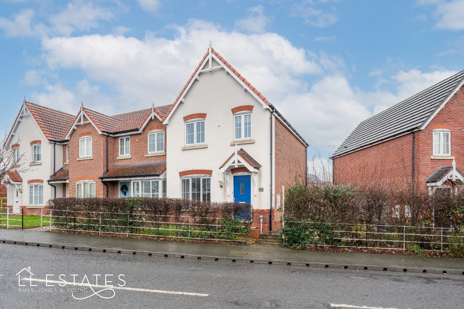 3 bed semi-detached house for sale in Dyserth Road, Rhyl  - Property Image 1