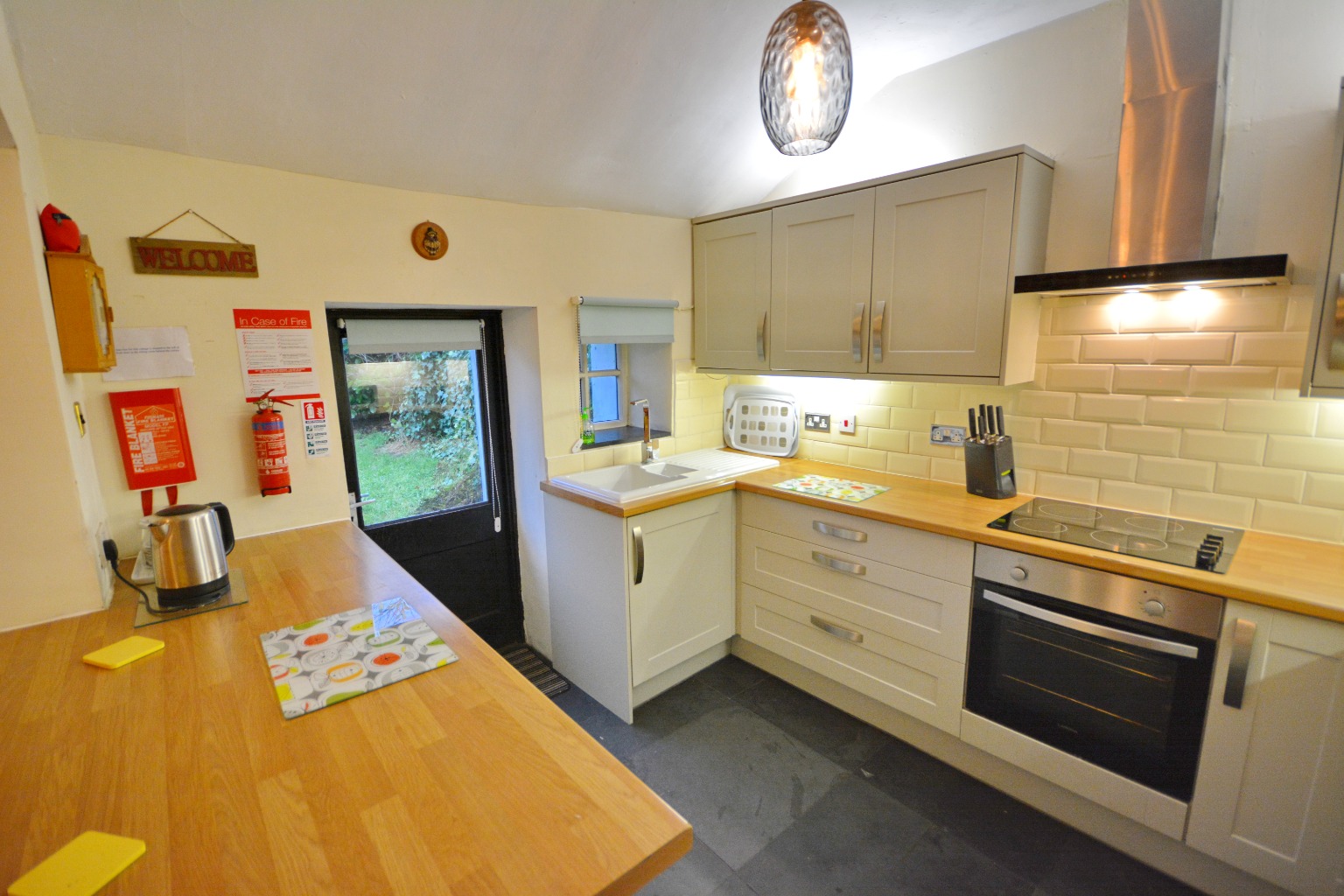 2 bed cottage for sale in Manod Road, Blaenau Ffestiniog  - Property Image 11