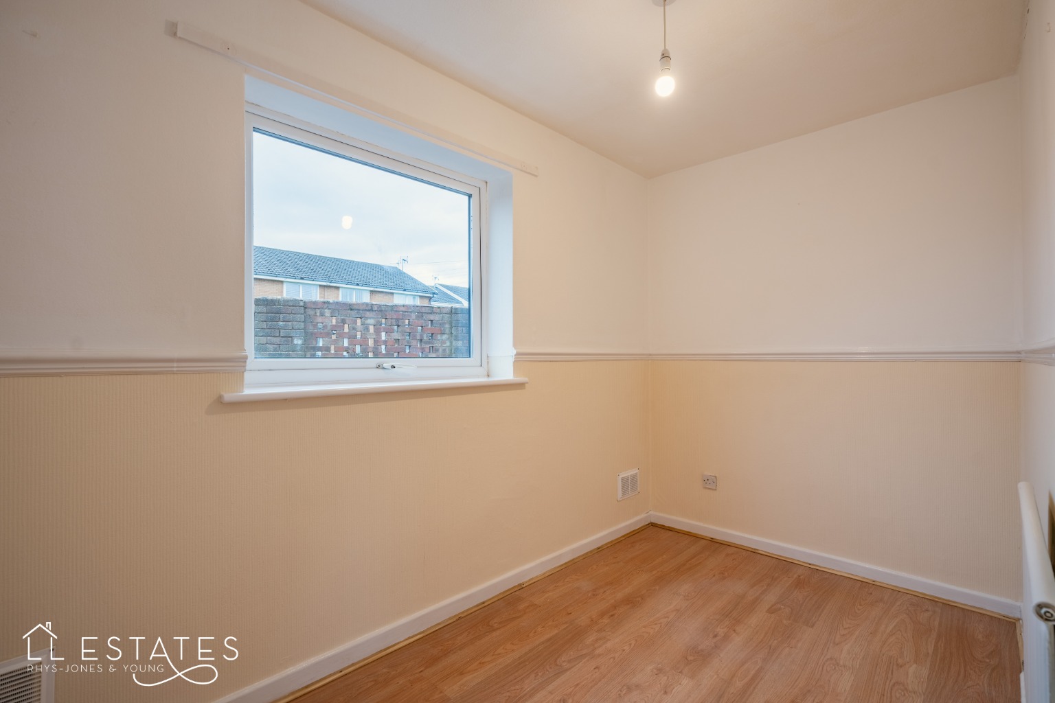 2 bed ground floor flat for sale in Ffordd Elan, Rhyl  - Property Image 6