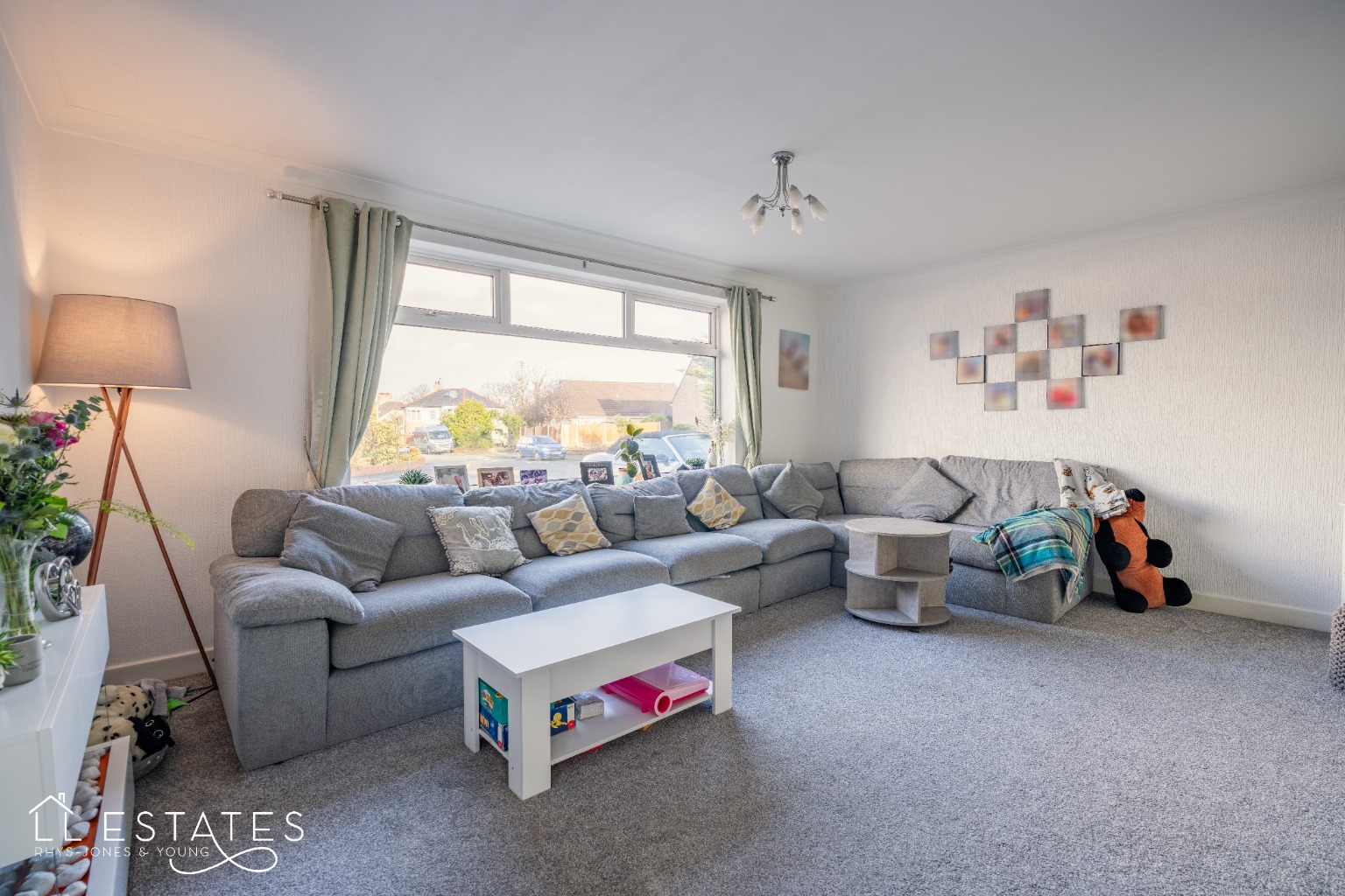 4 bed detached bungalow for sale in Bryn Twr, Conwy  - Property Image 2