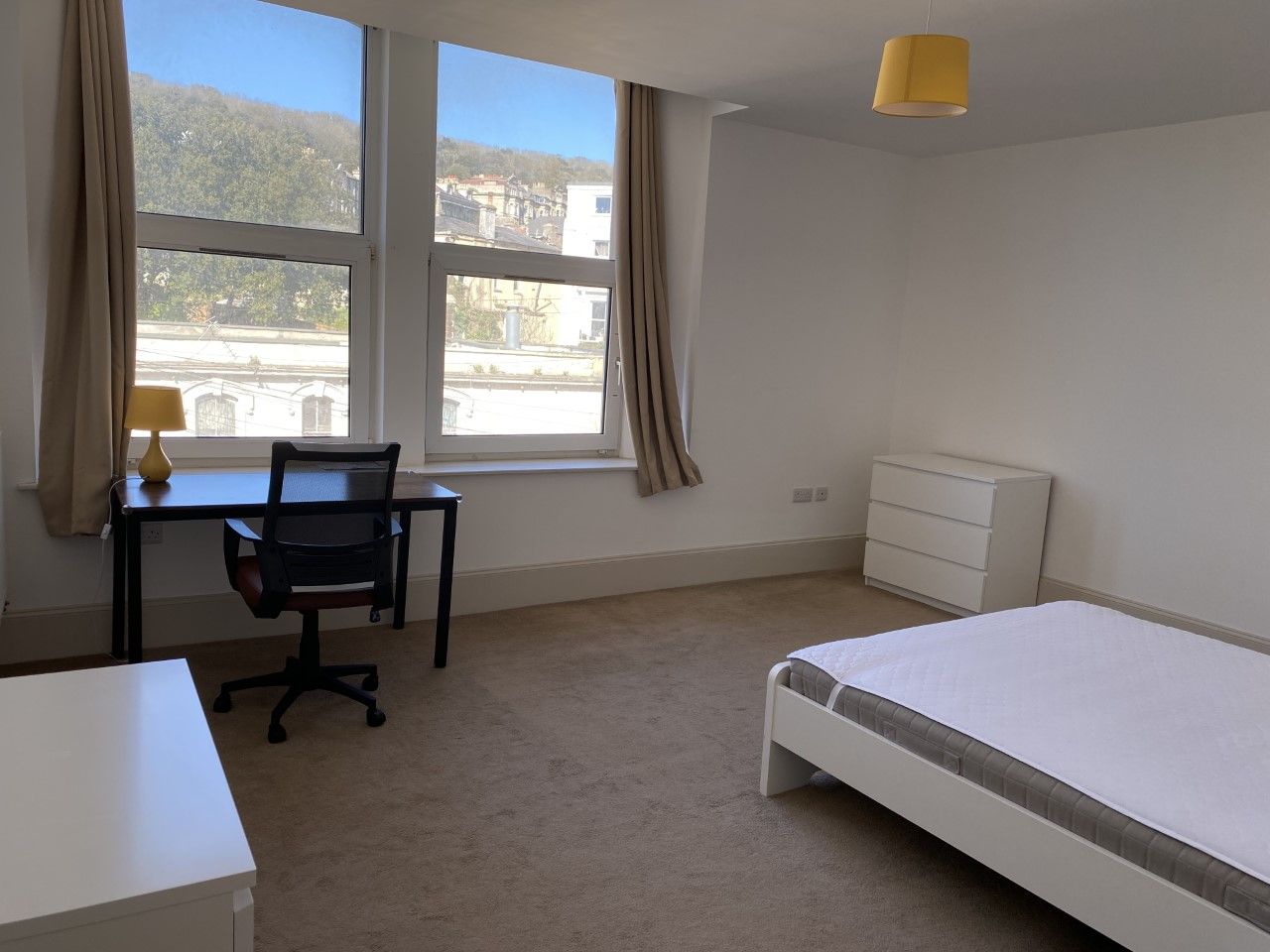 1 bed house share to rent in Claremont Crescent, Weston-super-Mare  - Property Image 2