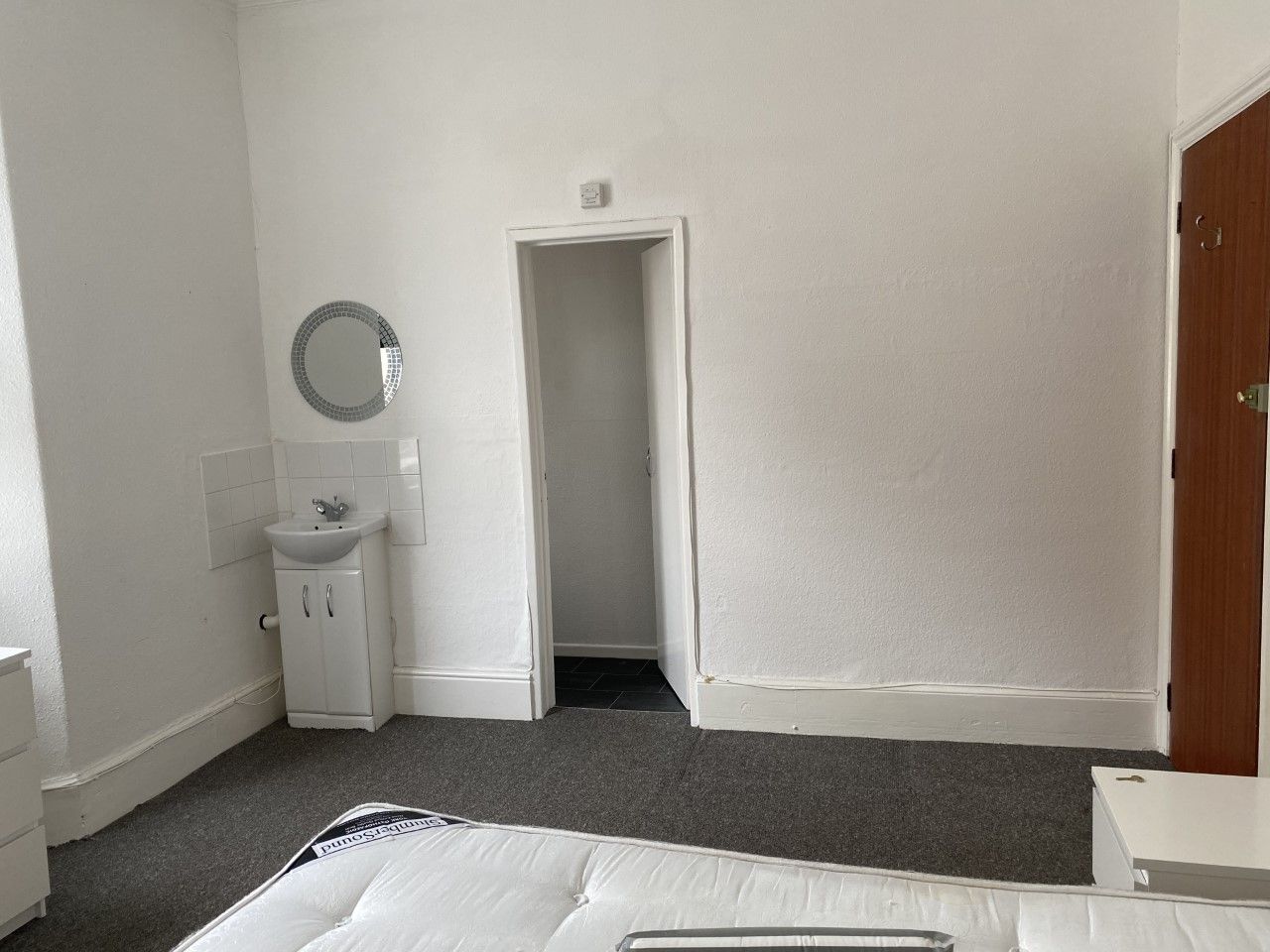 1 bed house share to rent in Knightstone Road, Weston-super-Mare  - Property Image 11