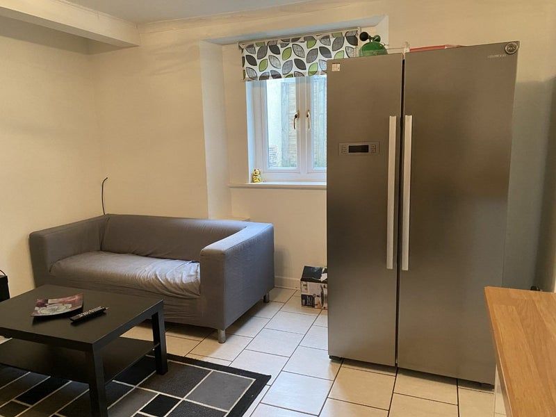 1 bed house share to rent in Upper Church Road, Weston-super-Mare 3