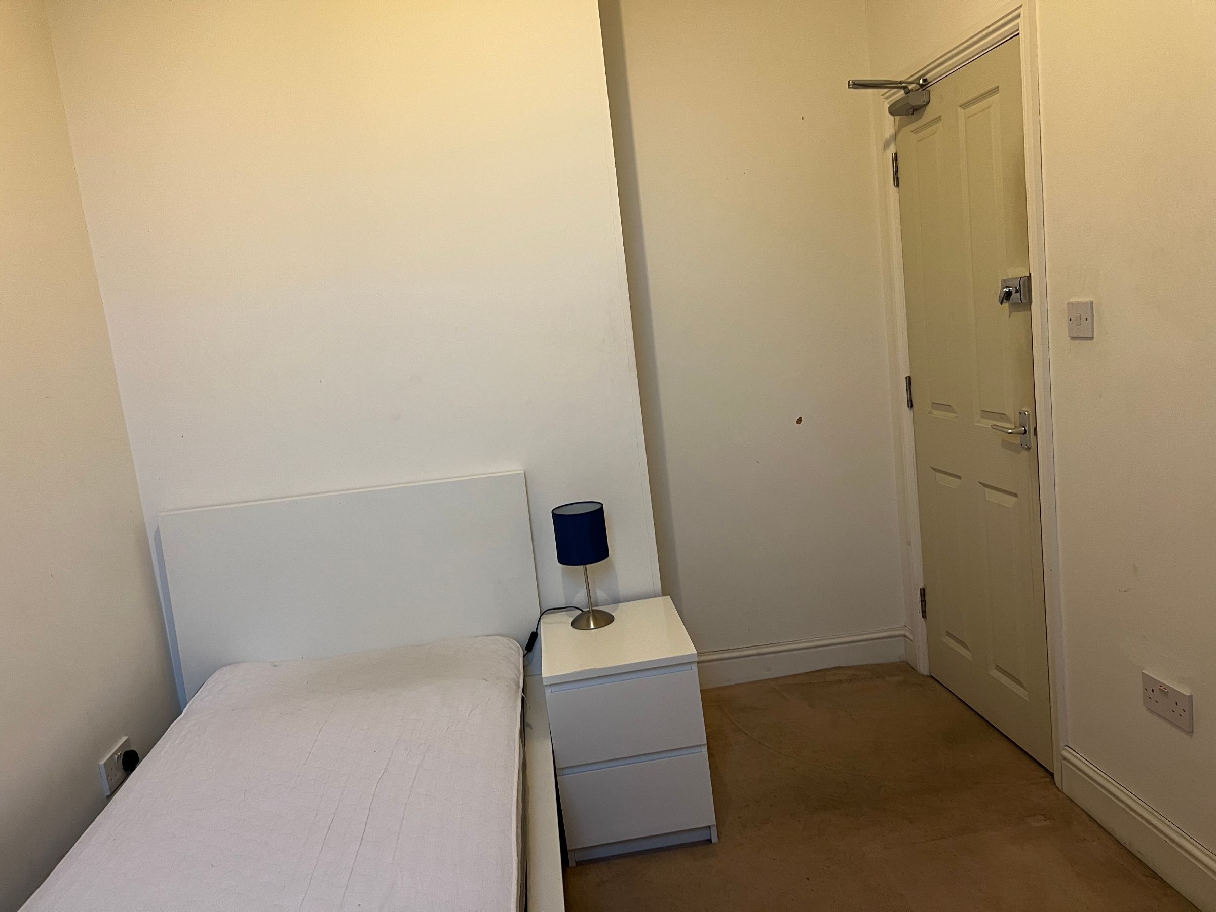 1 bed house share to rent in Upper Church Road, Weston-super-Mare  - Property Image 3