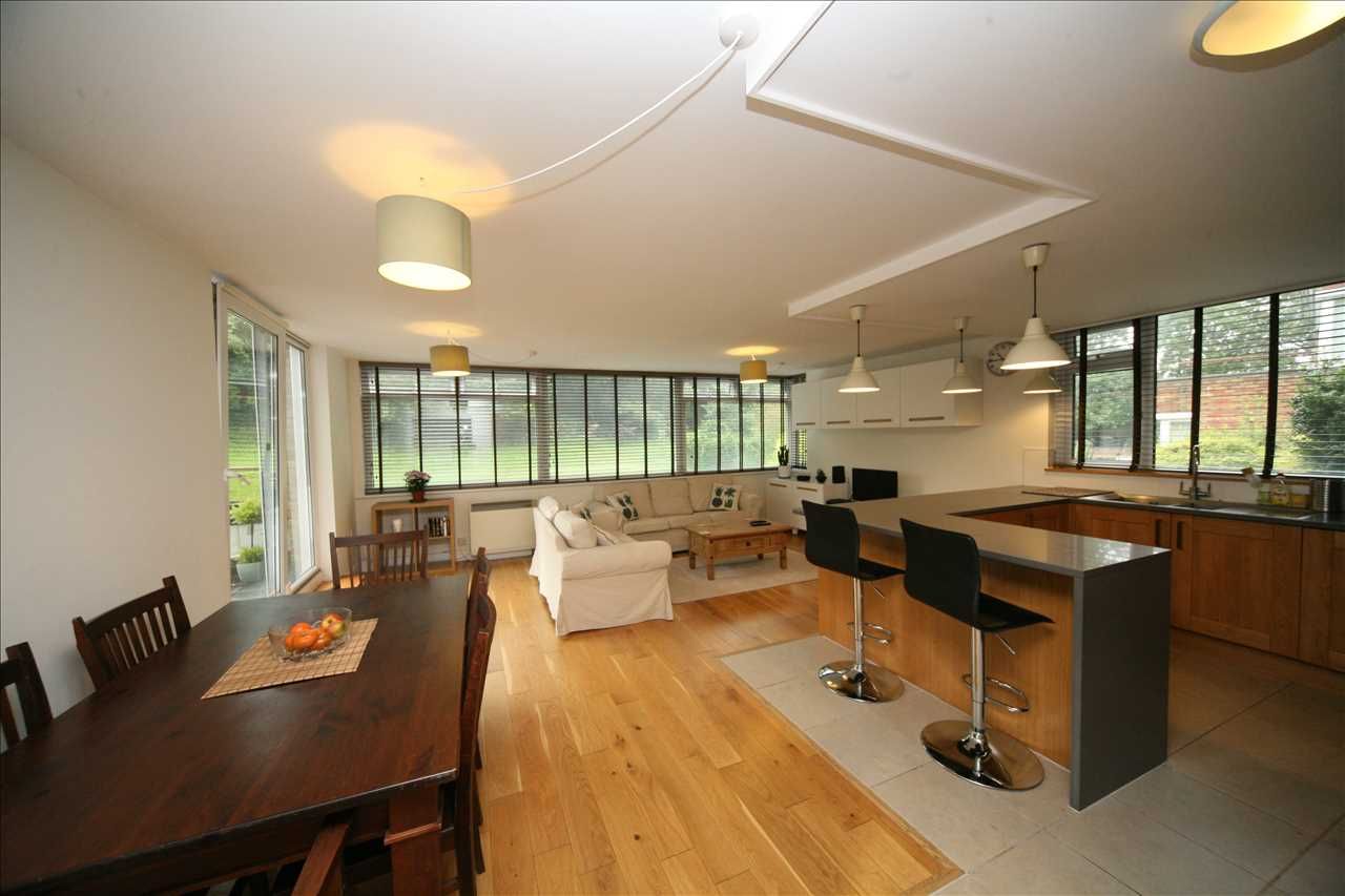 3 bed flat to rent in Druid Woods, Bristol  - Property Image 1