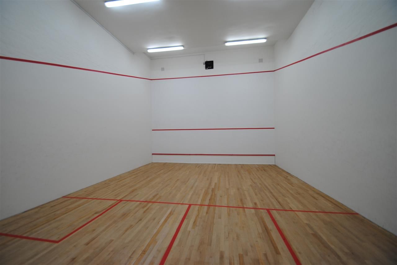 3 bed flat to rent in Druid Woods, Bristol 4