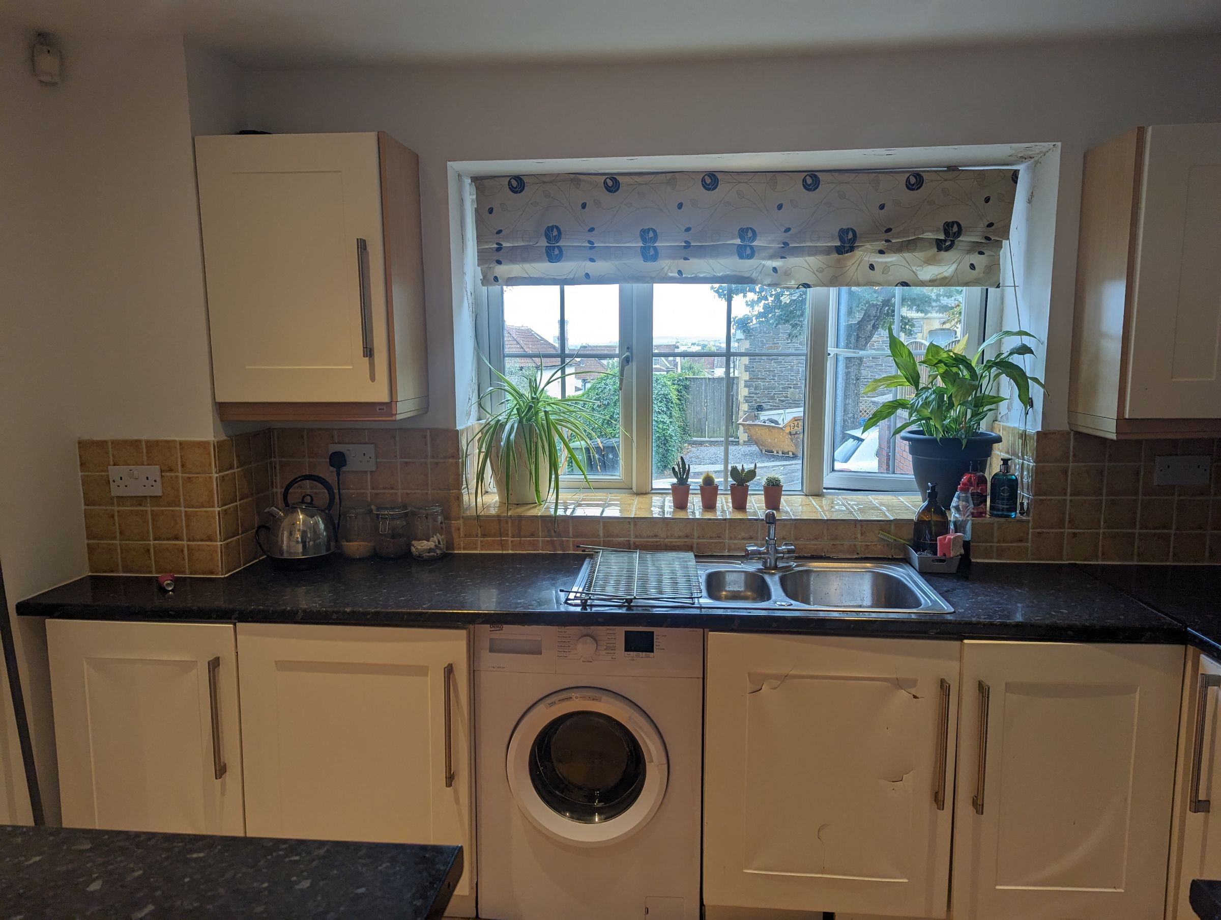 2 bed terraced house to rent in Codrington Road, Bristol  - Property Image 5
