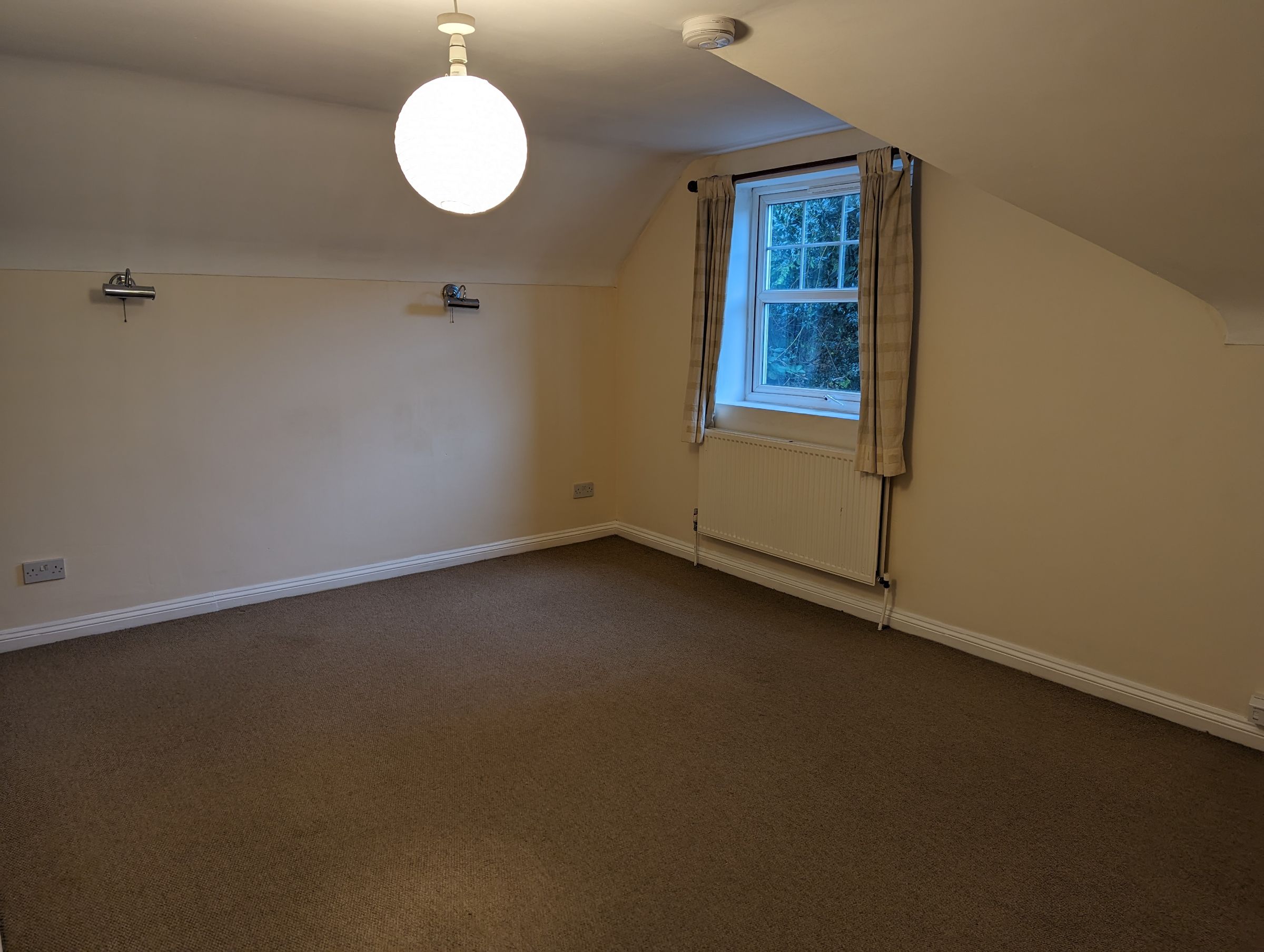 2 bed terraced house to rent in Codrington Road, Bristol  - Property Image 9
